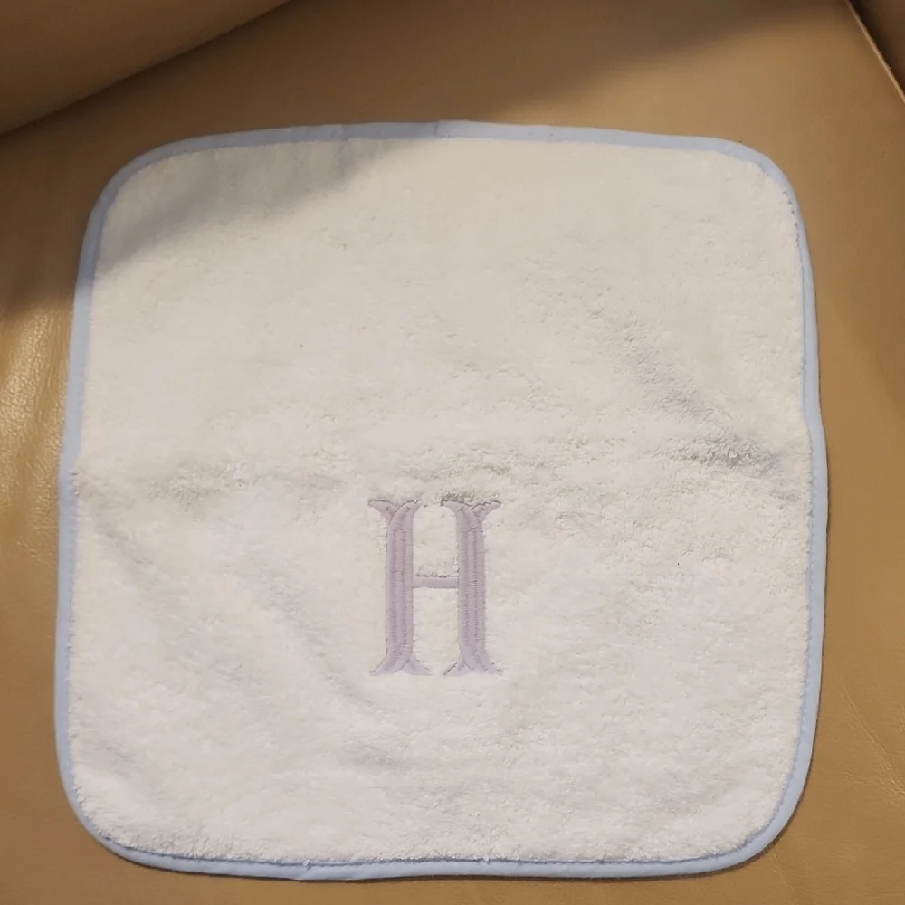 Monogrammed Hand Towel with Lavender 'H' Embroidery - White